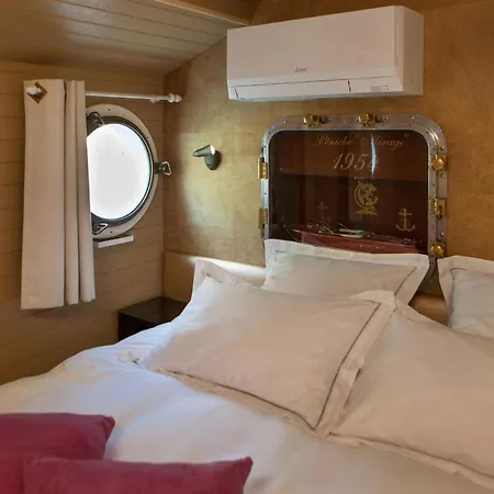 Peniche Mirage, Cabine St Exupery